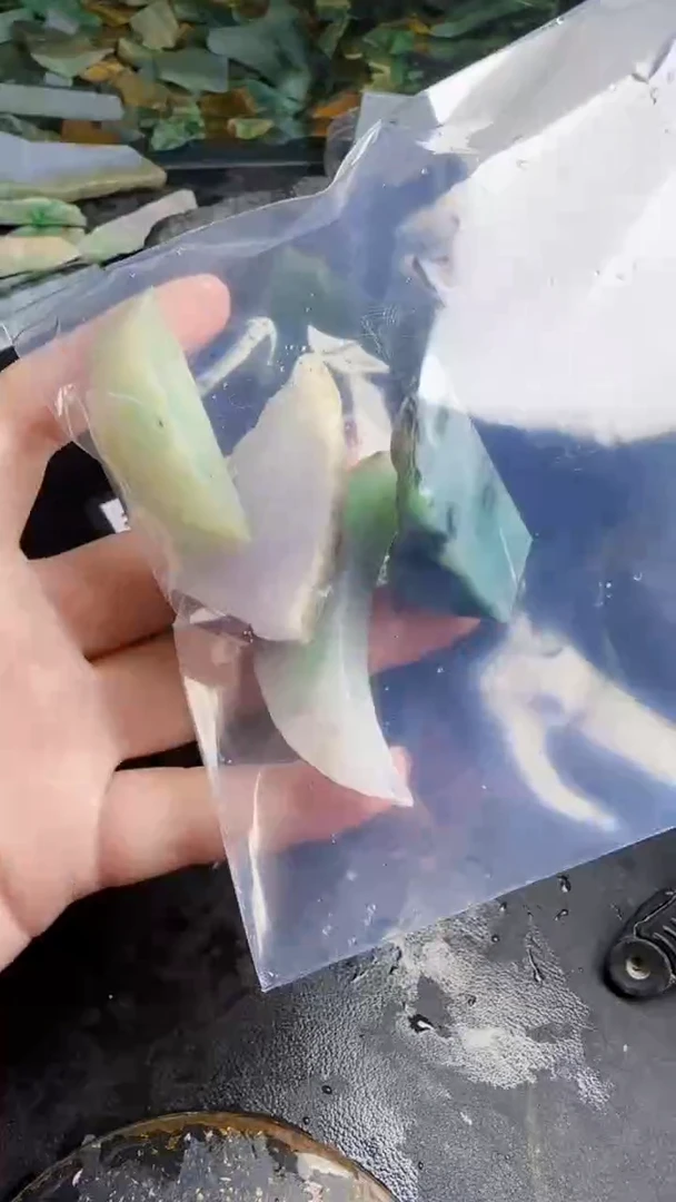 未镶嵌挂件翡翠天然翡翠009
