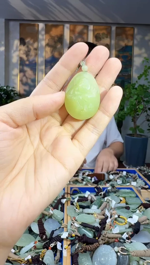 未镶嵌和田玉挂件拍一发一