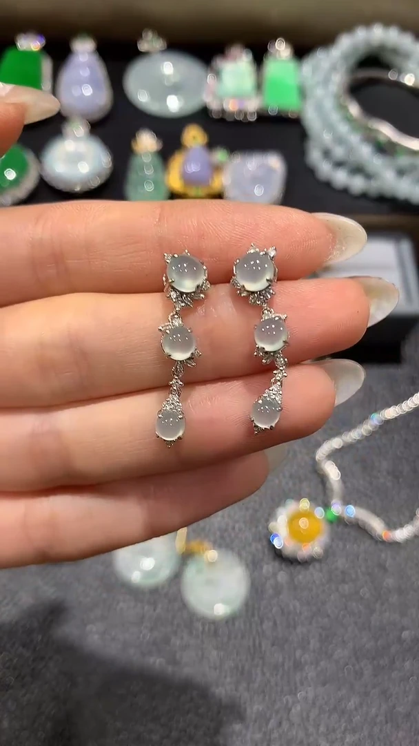 【闪购商品】翡翠耳饰18K金镶嵌7团购