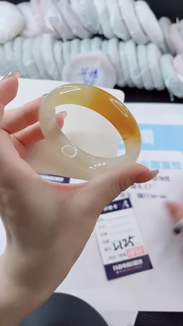 未镶嵌手镯石英质玉多样性发货L125