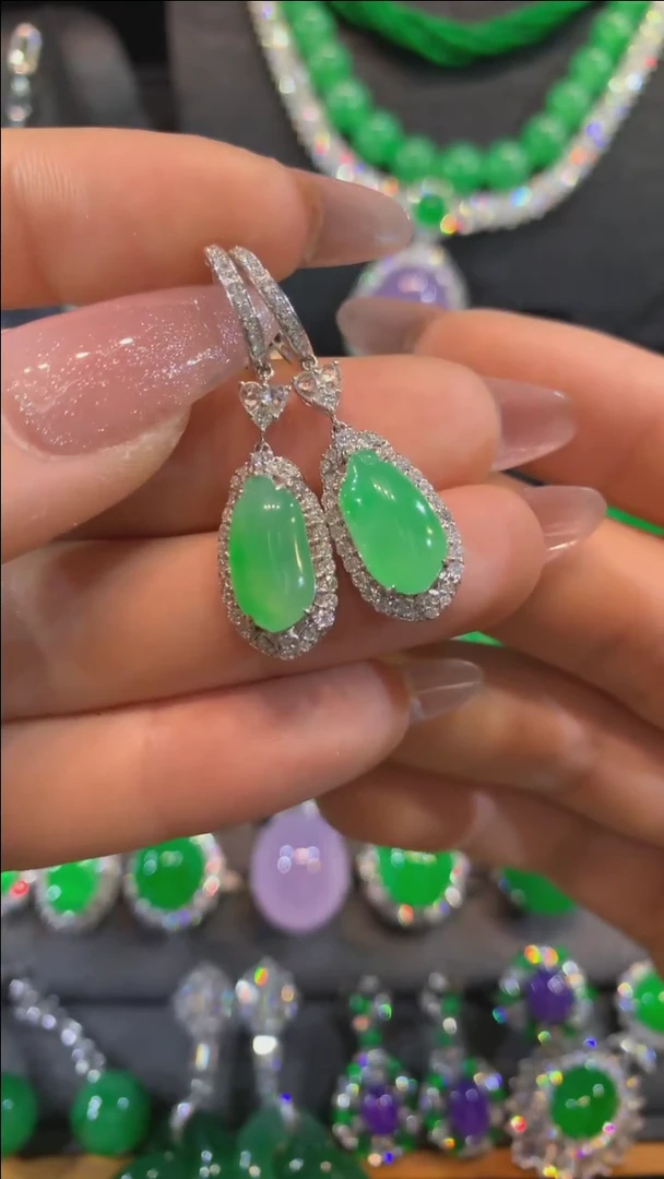 【闪购商品】翡翠耳饰18K金镶嵌耳饰