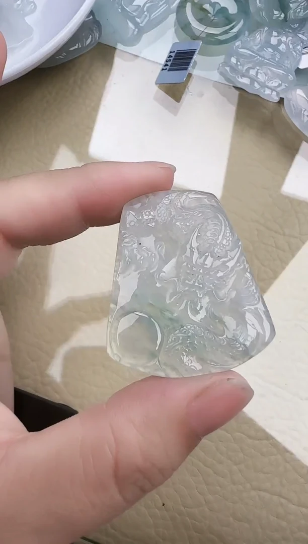 翡翠未镶嵌颈饰缅甸翡翠A货