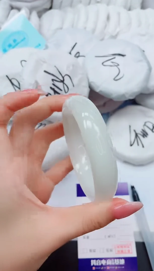 未镶嵌手镯和田玉22Q223-60