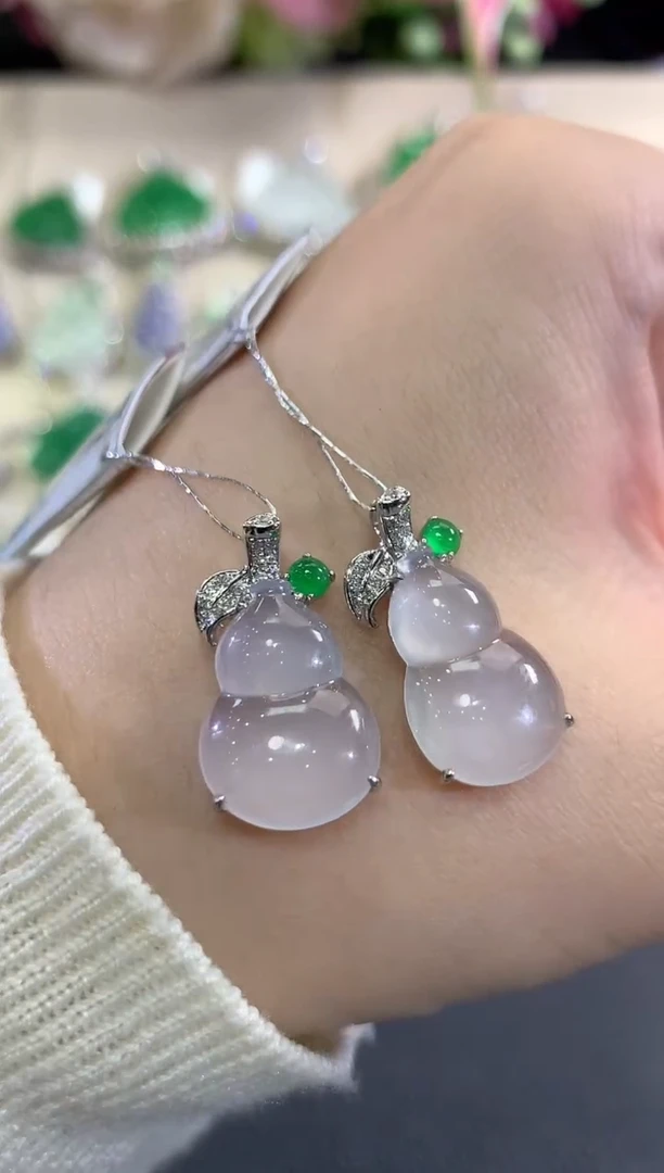 吊坠(不含链)18K金镶嵌翡翠d8 多样性一件发