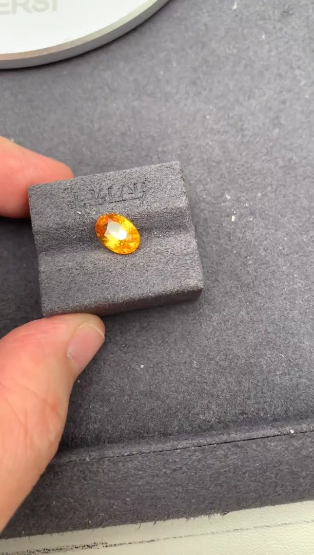 裸石彩色蓝宝石2.1ct 黄蓝宝石 定制 BH