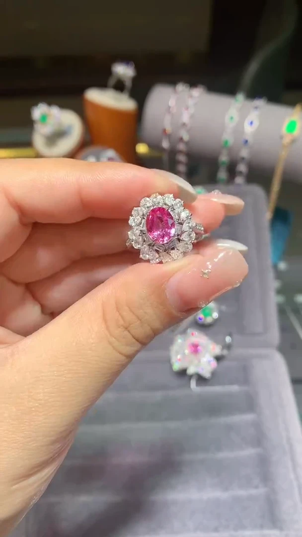 戒指蓝宝石18K金镶嵌2.06ct