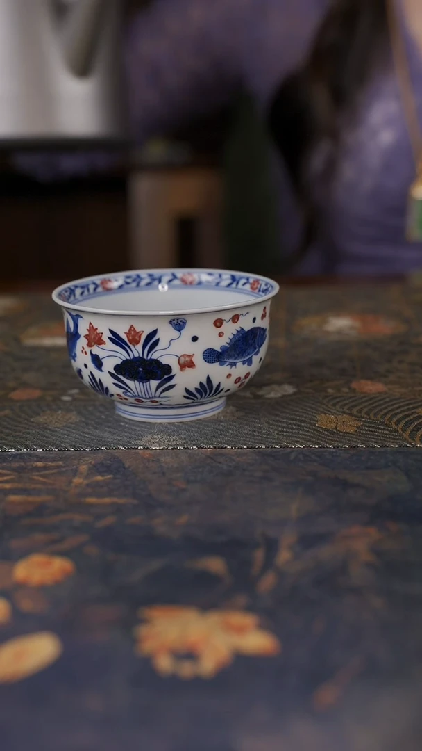 水造釉里红鱼藻炉式杯