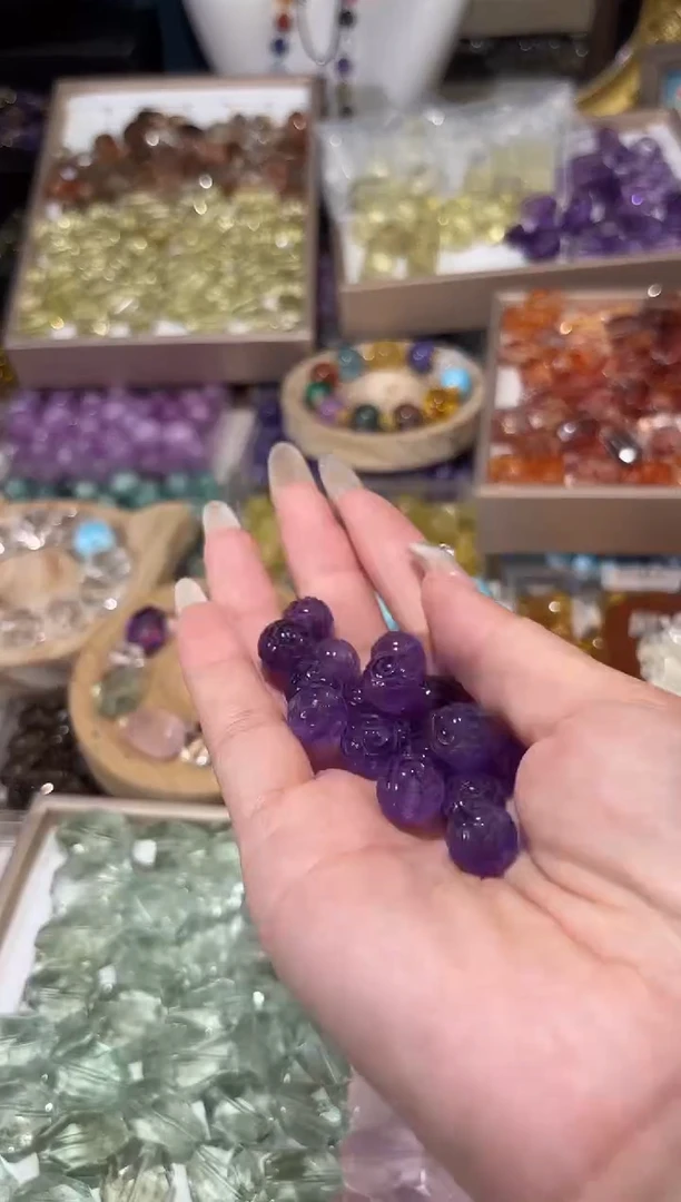 水晶手串未镶嵌紫水晶回纹珠一个宽卡约10+