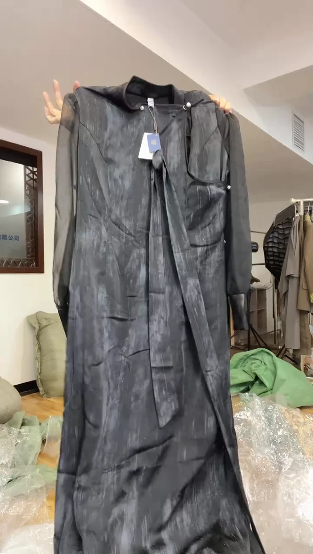 连衣裙       L码        110-120斤