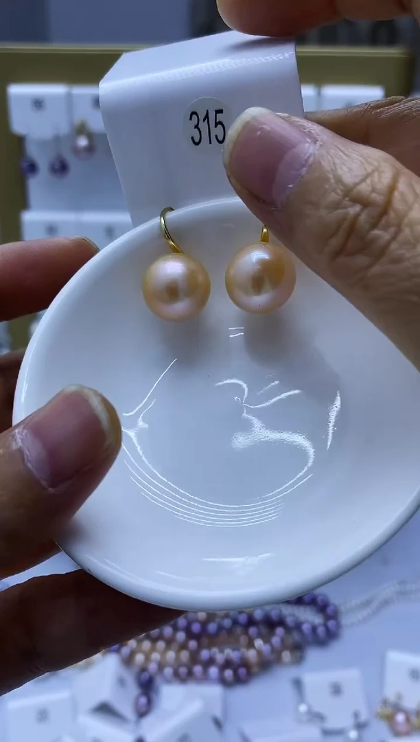 银S925镶嵌耳饰淡水珍珠315
