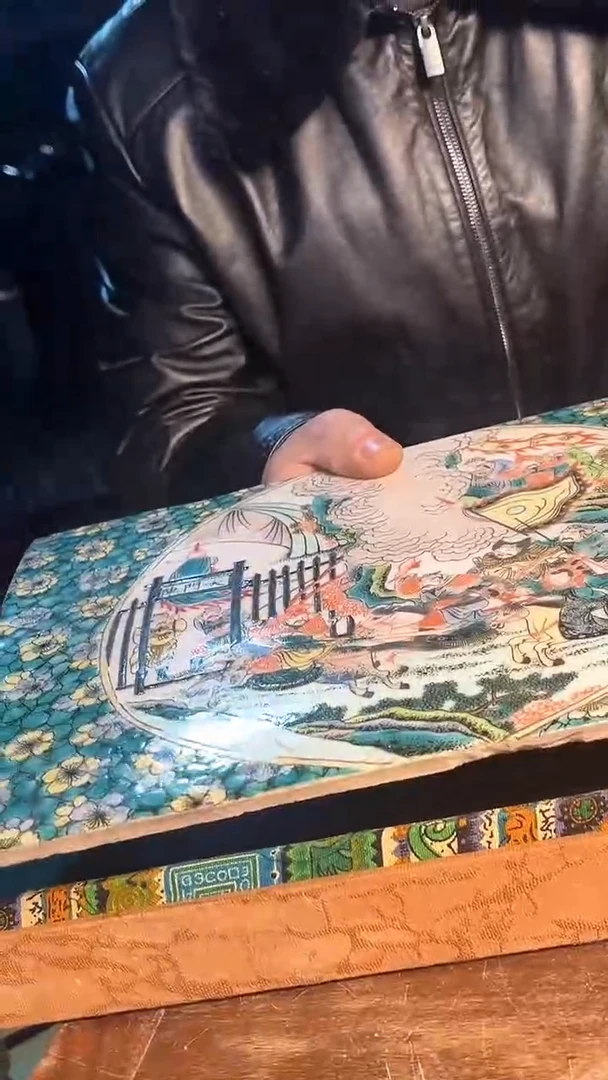 【闪购商品】其他130F当代仿制品一个仿古