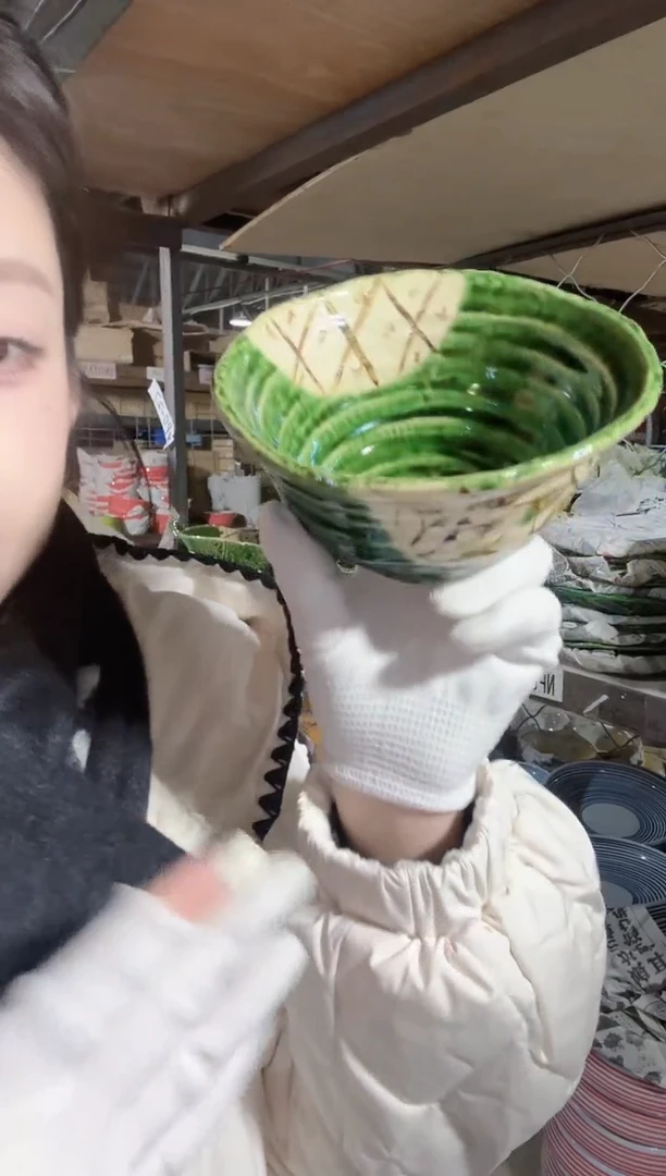 陶瓷织部间取花变形饭碗13cm*12.3cm