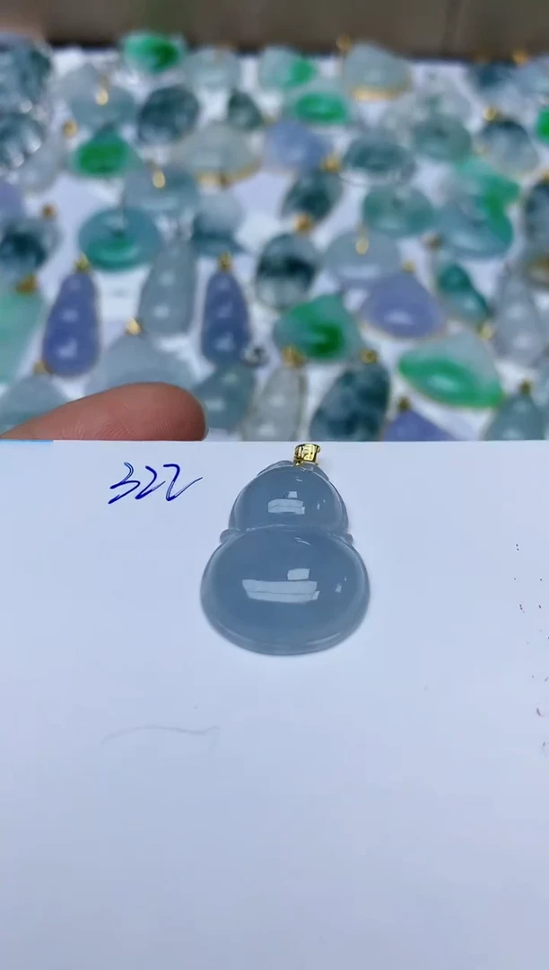 【闪购商品】翡翠颈饰18K金镶嵌天然翡翠A货