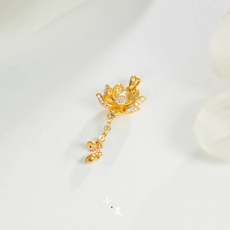 18K金莲花两世欢吊坠G80750