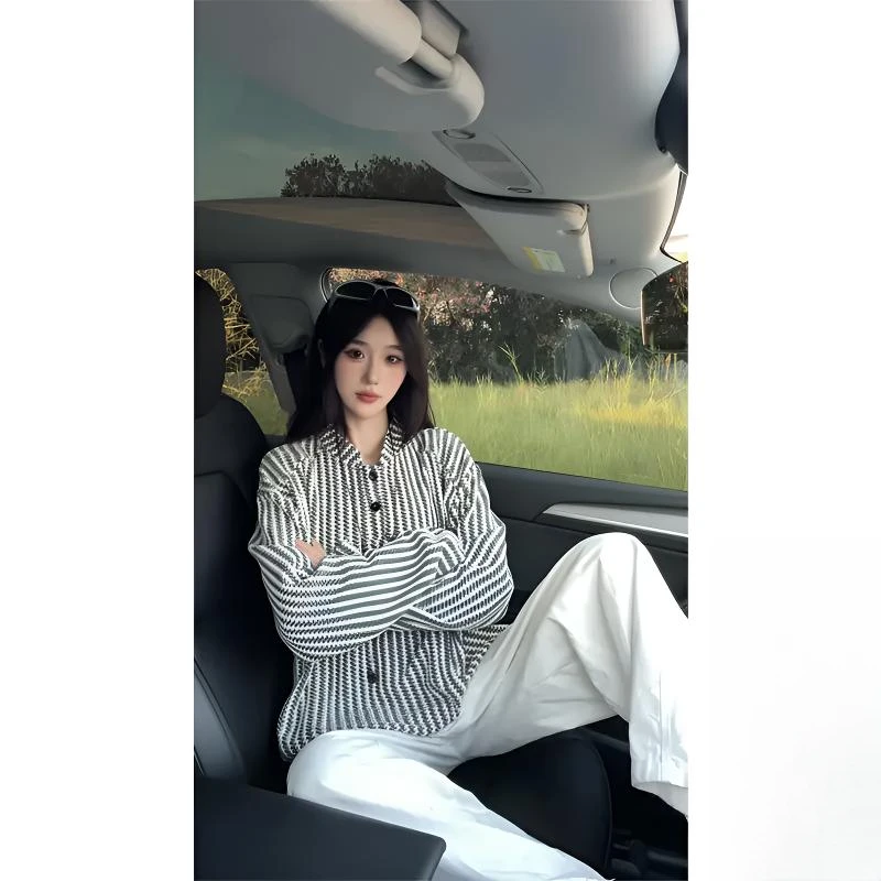 【运费险+秋季上新】早秋季鱼骨纹纽扣长袖t恤黑白拼色条纹打底衫潮