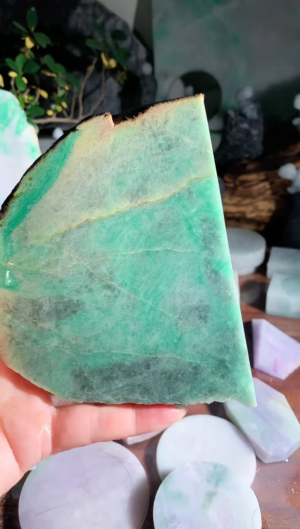 【闪购商品】翡翠吊坠(不含链)未镶嵌C9