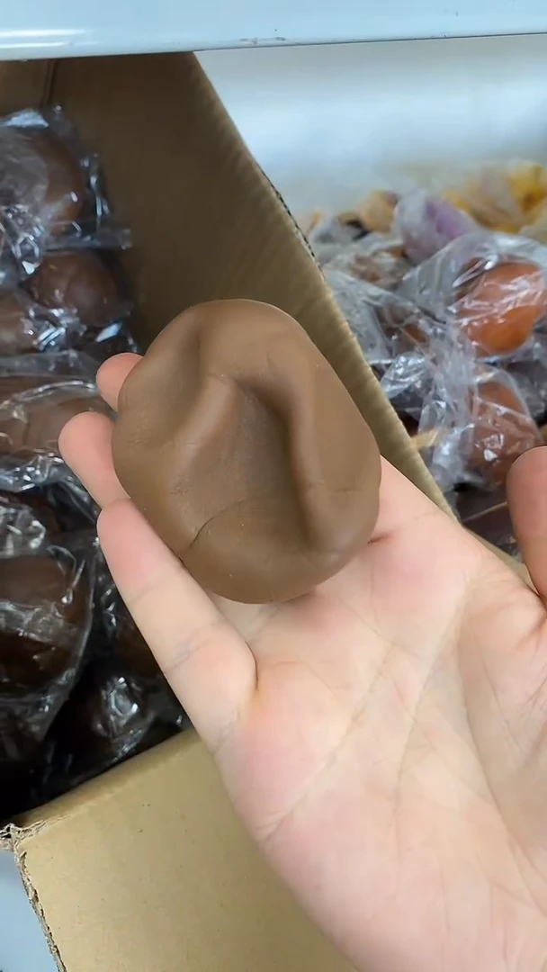 巧克力猪仔包瑕疵无售后