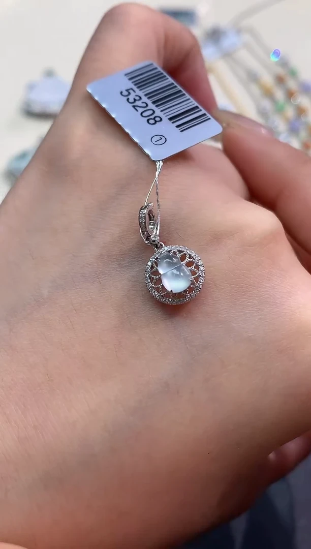 吊坠(不含链)18K金镶嵌翡翠E509|多样性发货一件|1880