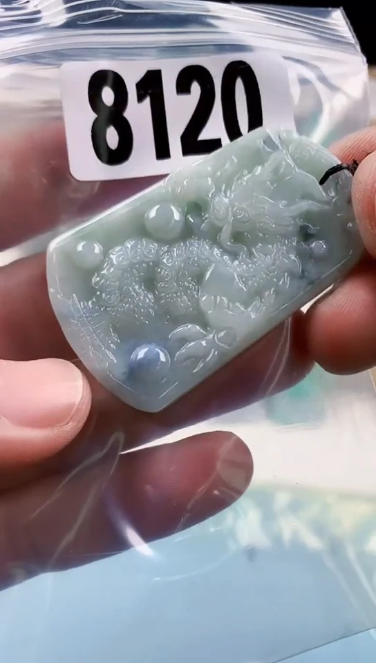 【闪购商品】翡翠挂件未镶嵌天然翡翠吊坠挂件