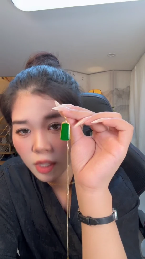 吊坠(不含链)18K金镶嵌翡翠天然缅甸A货翡翠18K吊坠