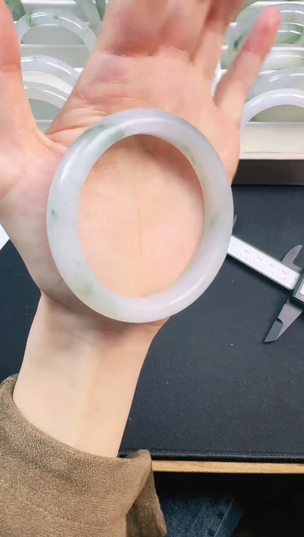 未镶嵌手镯石英质玉13-57/58