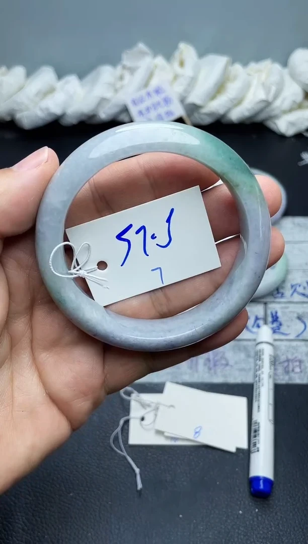 未镶嵌手镯翡翠7