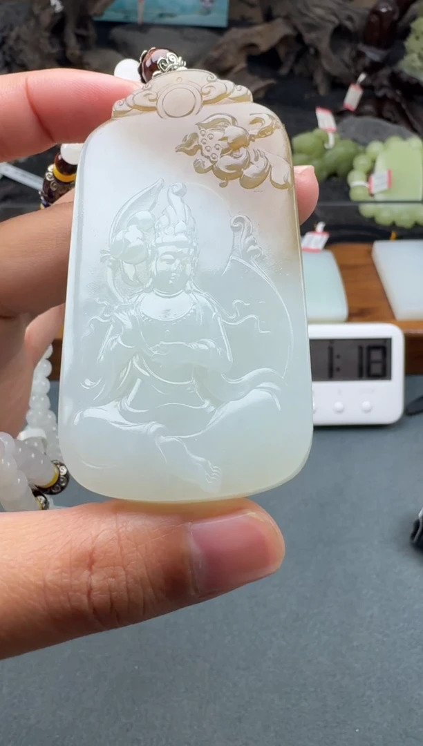 颈饰未镶嵌和田玉1