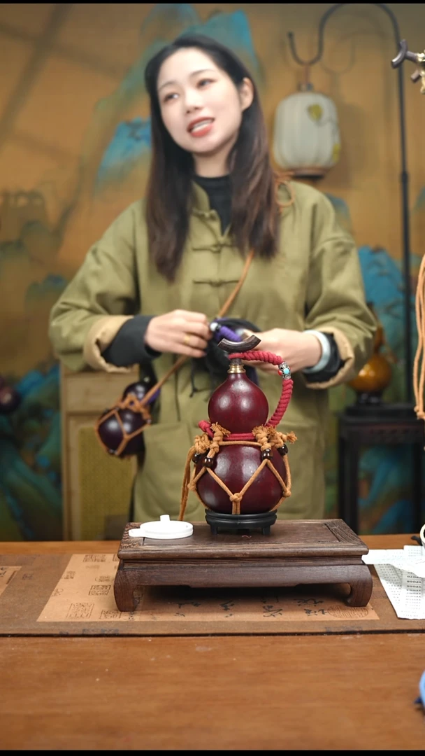 YP014复古网兜款天然酒葫芦（一物一拍）