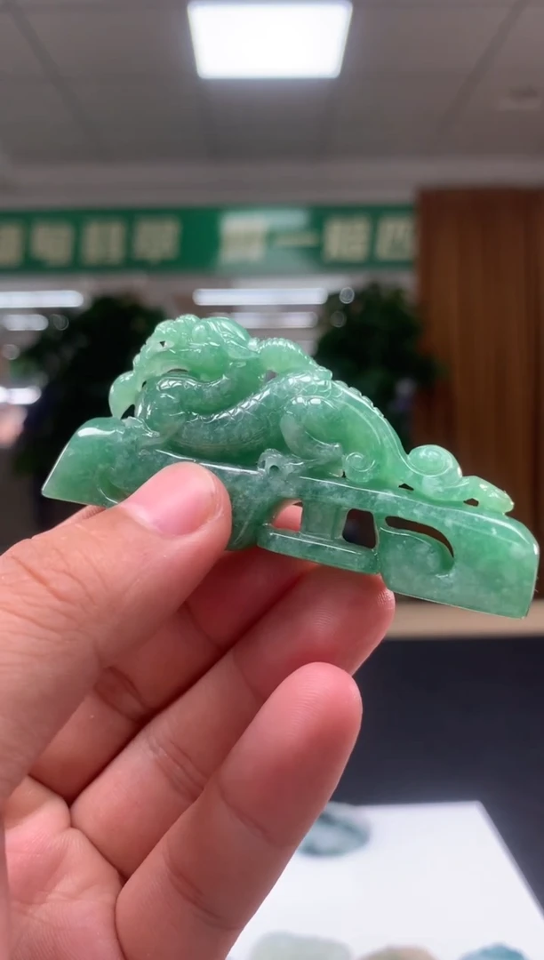 未镶嵌定制翡翠          *171（配底座）