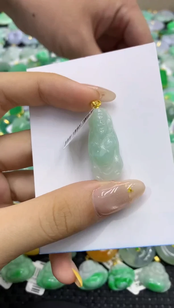 颈饰未镶嵌翡翠天然缅甸翡翠A货