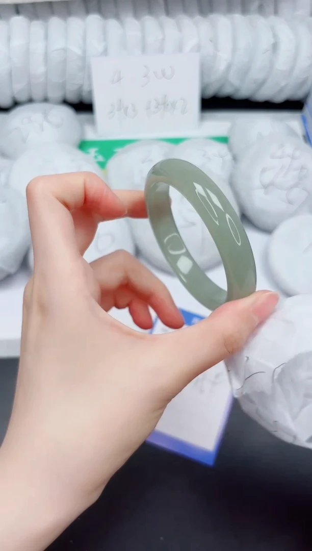 石英质玉手镯未镶嵌198-57.6D3