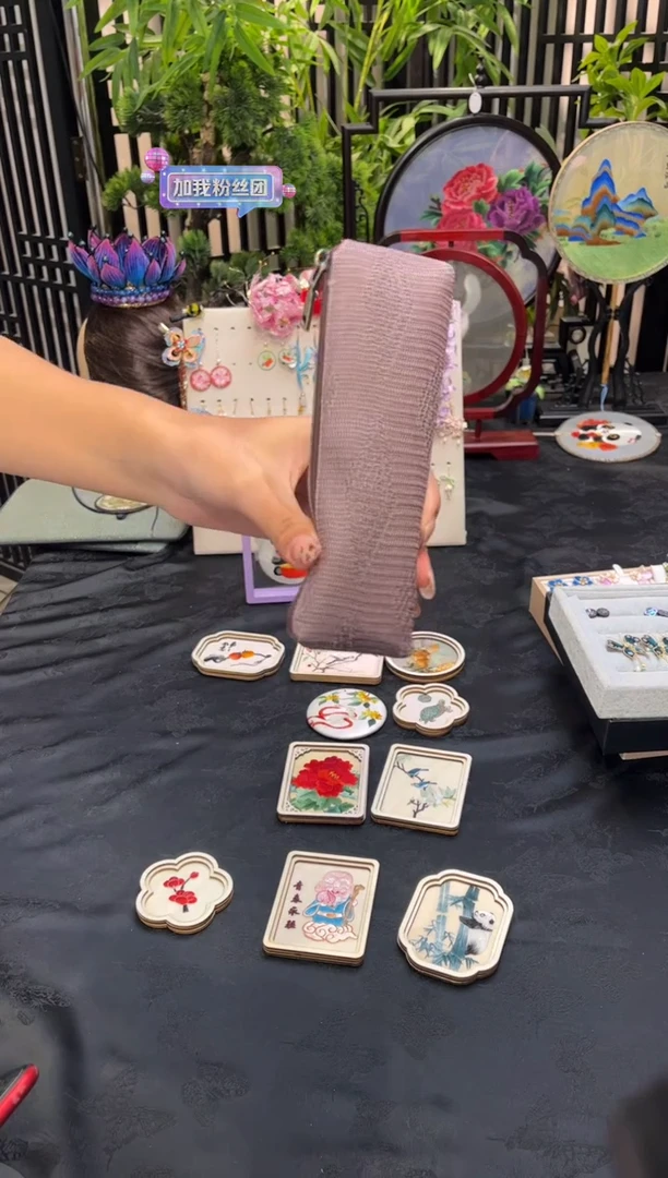 织绣A***e非遗苏绣饰品