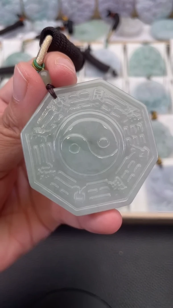 颈饰未镶嵌翡翠天然缅甸翡翠A货109