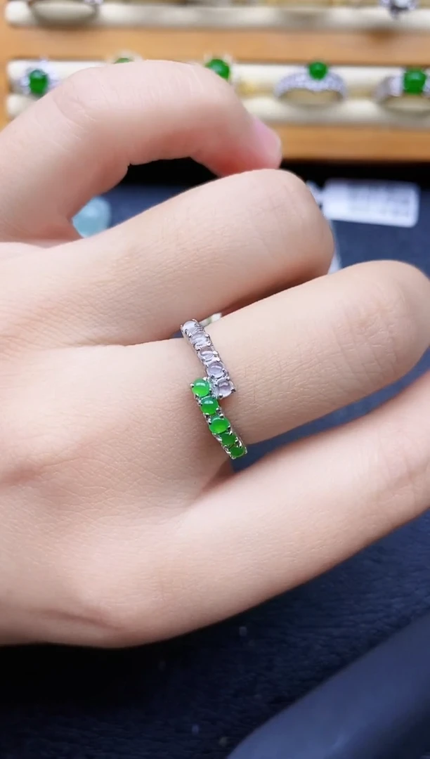 银S925镶嵌戒指翡翠1