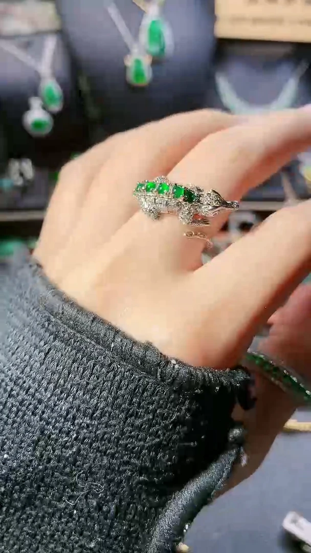 【闪购商品】翡翠戒指银S925镶嵌戒指