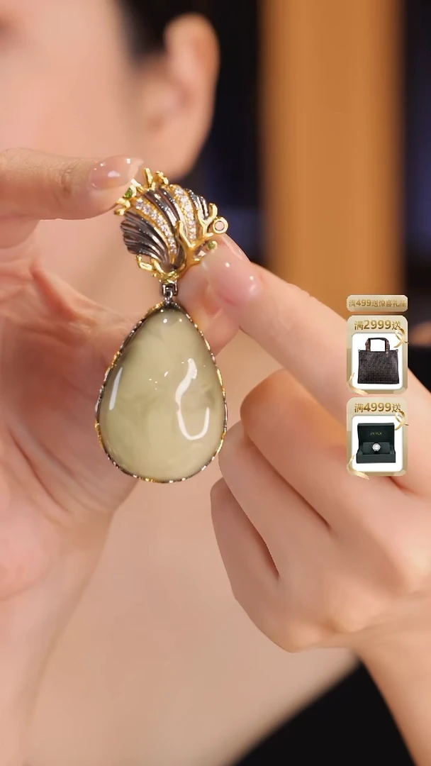 蜜蜡颈饰银S925镀金镶嵌绿蜜项链KGX589