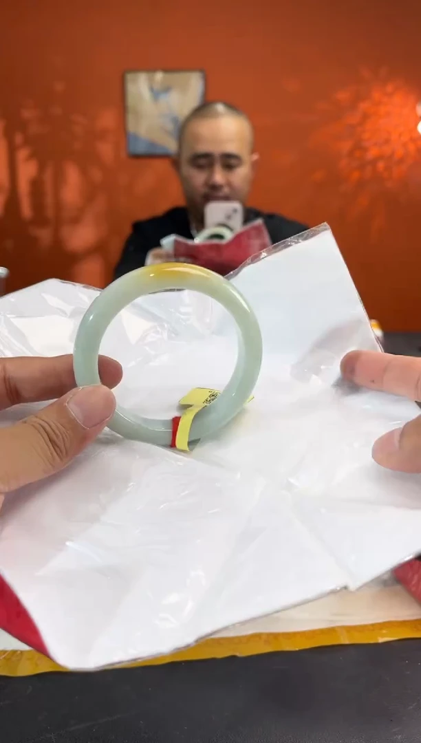 未镶嵌手镯翡翠翡翠手镯