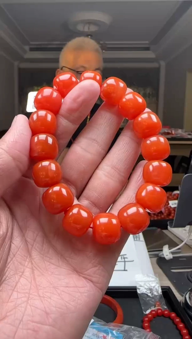 【闪购商品】南红玛瑙15mm保山手串老型未镶嵌多样性发一件