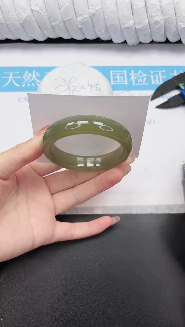 未镶嵌手镯石英质玉26-55.3HSH