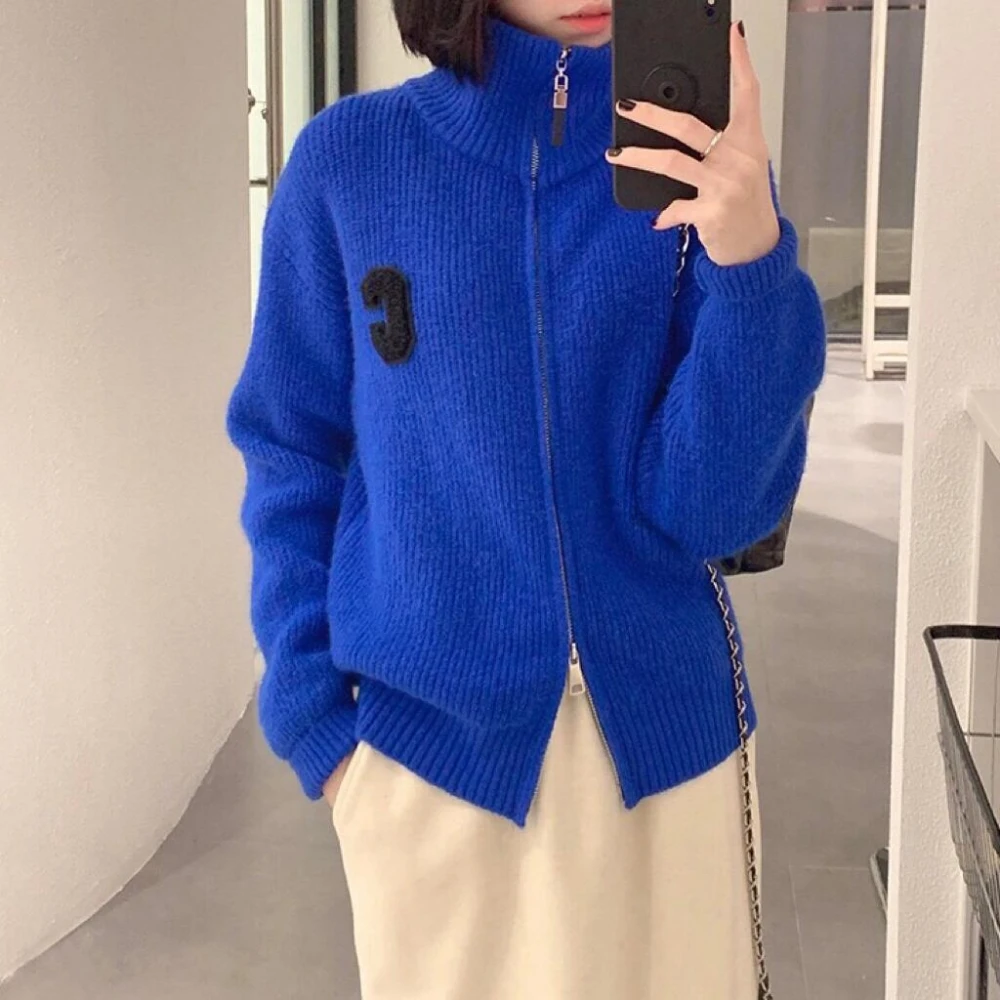 毛衣女款2025款网红款秋冬高级感克莱因蓝长袖毛衣外套小众穿搭潮