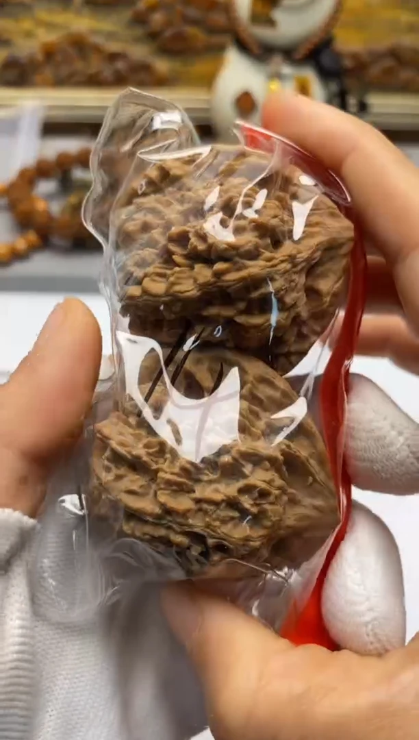 把件文玩核桃一对儿
