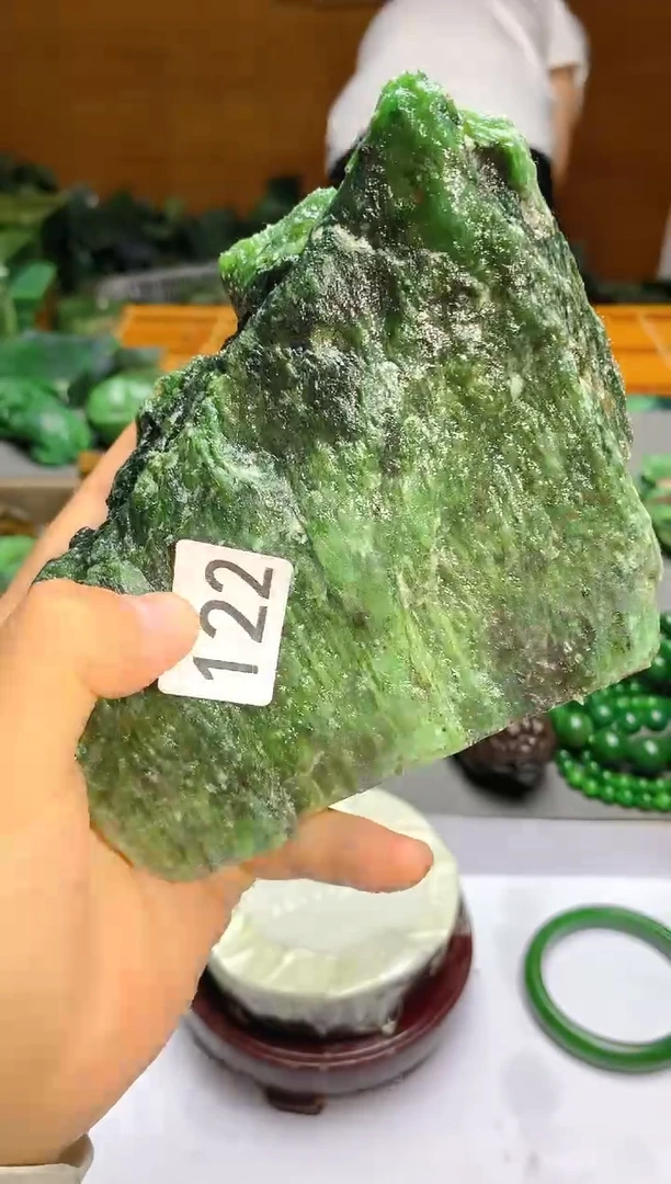 和田玉(碧玉)未镶嵌珠宝半成品122
