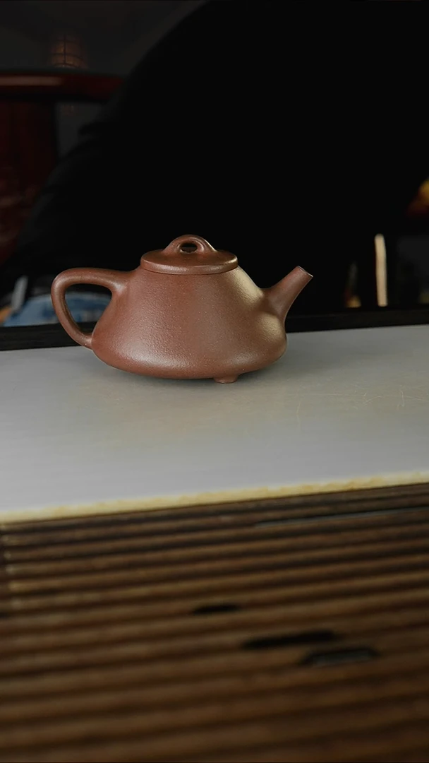 茶壶紫砂用****7黑星土250毫升子冶