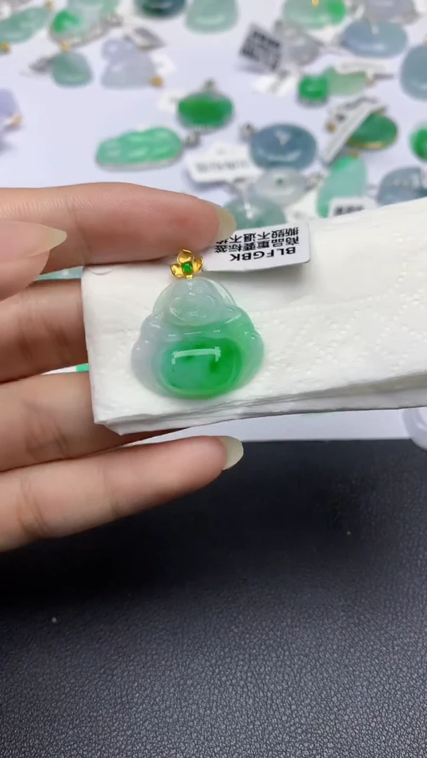 颈饰18K金镶嵌翡翠天然缅甸a货翡翠百元以上9元证书费自理