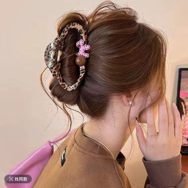 豹纹镂空云朵抓夹女高级感2025新款秋冬发量大后脑勺鲨鱼夹子发饰