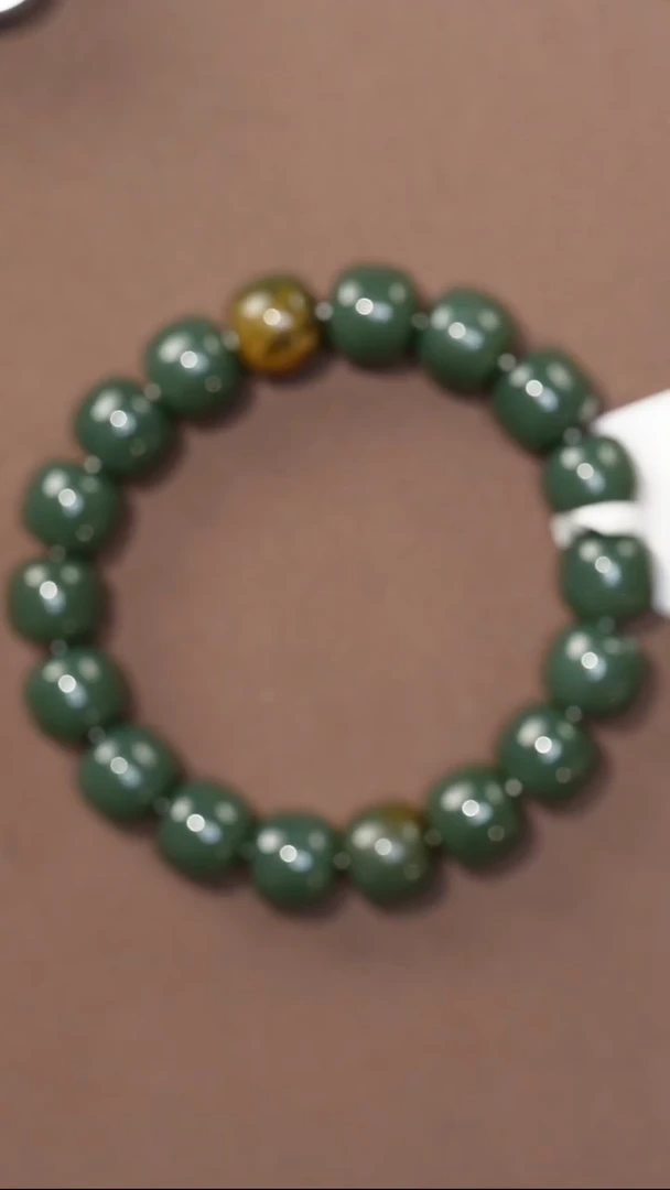 手串未镶嵌岫岩河磨玉（透闪石质玉）111