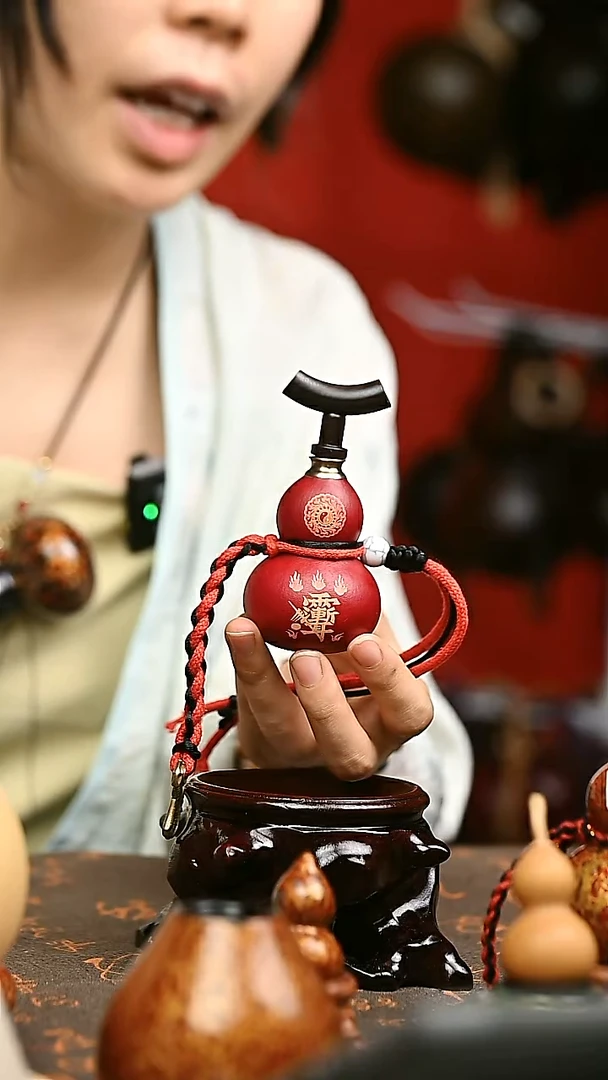 红色 手工雕刻 中药煮色 开口小葫芦