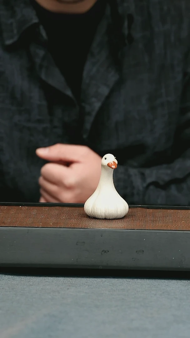 【闪购商品】紫砂茶宠茶宠-蒜了鸭