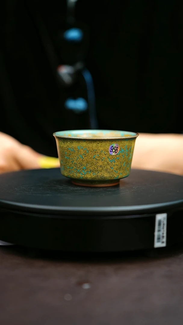 958#原矿钧瓷炉钧釉马蹄杯