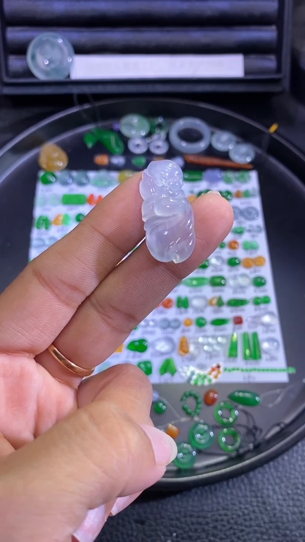 未镶嵌挂件翡翠仙子